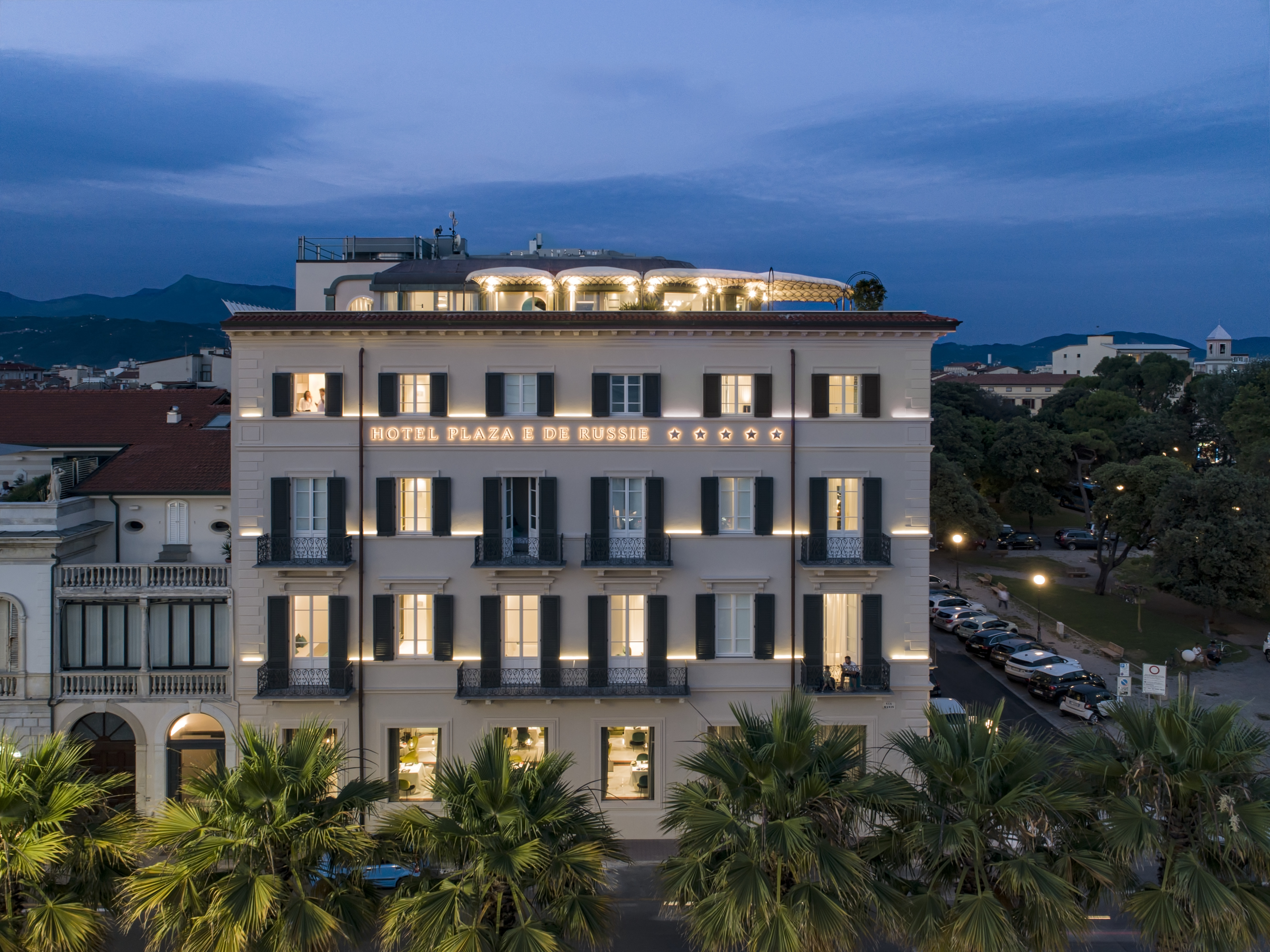 HÔTEL PLAZA E DE RUSSIE : LE CHIC SUR  LA CÔTE TOSCANE  À VIAREGGIO