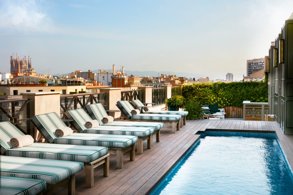 COTTON HOUSE HOTEL PISCINE ROOF TOP